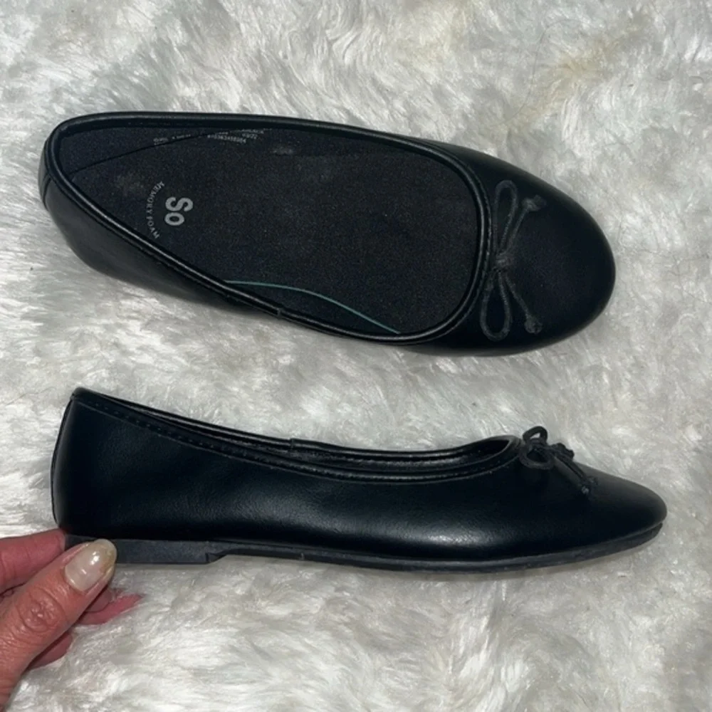SO Girls Black Leather Ballet Flats Shoes Sz 1